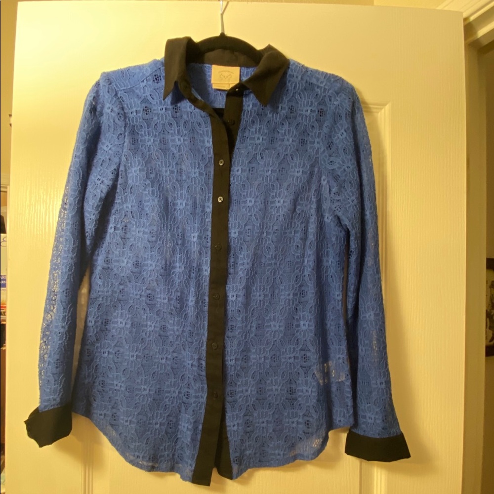 Women’s long sleeve top